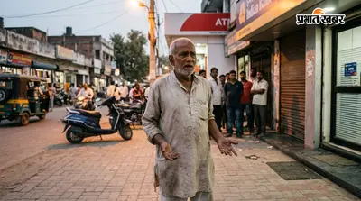 मुजफ्फरपुर: बुजुर्ग का एटीएम कार्ड फंसाकर उड़ाए 1.11 लाख, 70 हजार की शॉपिंग भी की