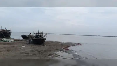 गंगा-कोसी का जलस्तर बढ़ने से प्रशासन सतर्क: कई तटबंधों के तल तक पहुंचा पानी, सभी बांध फिलहाल पूरी तरह सुरक्षित
