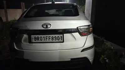 नावानगर में वाहन जांच के दौरान कार से 237 लीटर अंग्रेजी शराब बरामद, तस्कर गिरफ्तार