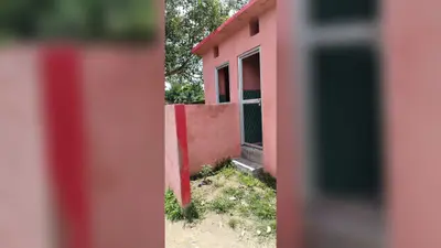अधूरे बाउंड्रीवॉल से असुरक्षित हुआ विद्यालय, आए दिन चोरी, छेड़खानी व असामाजिक तत्वों का डेरा; BDO से शिकायत