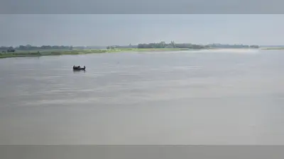 महानंदा नदी के जल स्तर में लगातार वृद्धि से निचले इलाके के लोगों में बढ़ी परेशानी.