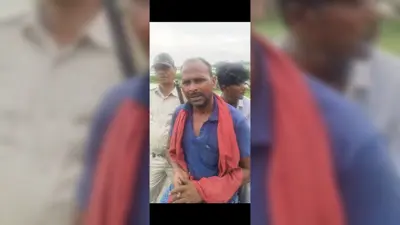 5 लीटर देसी चुलाई शराब के साथ दो तस्कर गिरफ्तार, पुलिस ने बाइक भी की जब्त