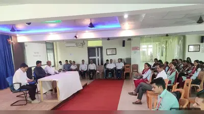 लोकतंत्र को मजबूत बनाने की पहल, बीएड कॉलेज में शुरू हुआ मतदान जागरूकता अभियान
