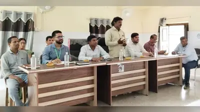 सीवान: सिसवन पंचायत समिति बैठक में बिजली विभाग पर फूटा गुस्सा, BEO से सप्ताह में एक दिन कार्यालय में बैठने की मांग