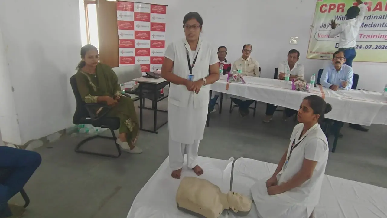 जहानाबाद में डॉक्टरों, नर्सों और स्वास्थ्य कर्मियों को दी गई सीपीआर ट्रेनिंग, हार्ट अरेस्ट में जान बचाने के बताए गए तरीके