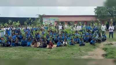 गया जी : एसएसबी ने विद्यालय परिसर में लगाए 250 पौधे, पर्यावरण संरक्षण का दिया संदेश