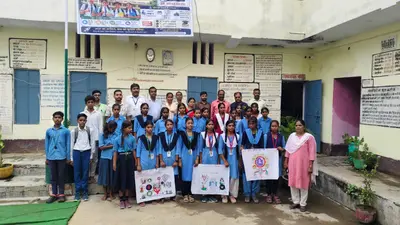जिला स्थापना दिवस पर घोसी में पेंटिंग और रंगोली प्रतियोगिता, निधि व अंजली ने हासिल किया पहला स्थान
