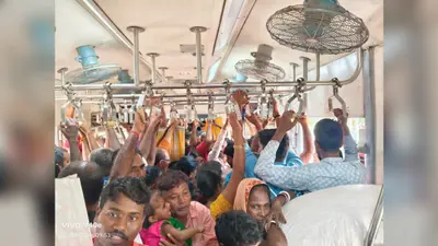 श्रावणी मेला से पहले 63387 फास्ट मेमू के कोच घटे, यात्रियों ने 15 डिब्बों के साथ ट्रेन चलाने की मांग उठाई