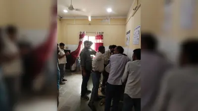 नशेड़ी ने ब्लेड से खुद को किया घायल, रेफर