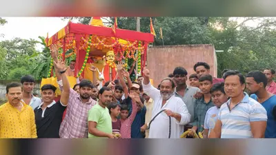 श्रद्धा के साथ निकली घुरती रथ यात्रा, रथ खींचने उमड़े श्रद्धालु