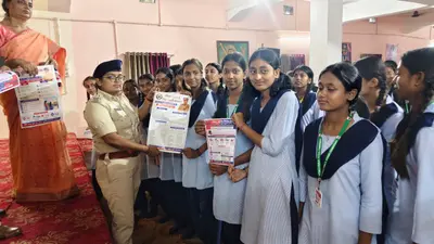 स्कूल-कॉलेजों में पुलिस का जागरूकता अभियान, नशामुक्ति, साइबर सुरक्षा और महिला सुरक्षा पर दिया गया संदेश