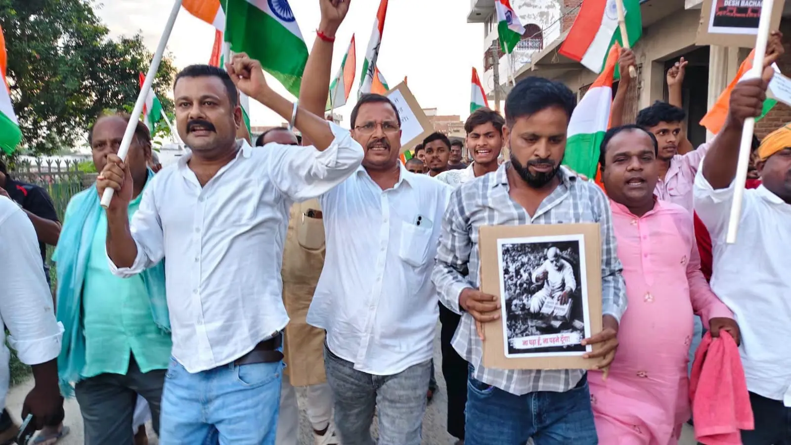 मधुबनी: हरलाखी में नीट पेपर लीक के विरोध में आक्रोश मार्च, शिक्षा मंत्री के इस्तीफे की मांग