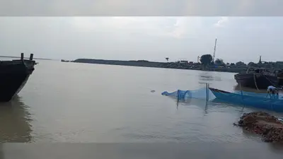 नवगछिया अनुमंडल में गंगा-कोसी के जलस्तर में उतार-चढ़ाव: इस्माईलपुर-बिंदटोली में 18 सेमी तो मदरौनी में 8 सेमी बढ़ा पानी
