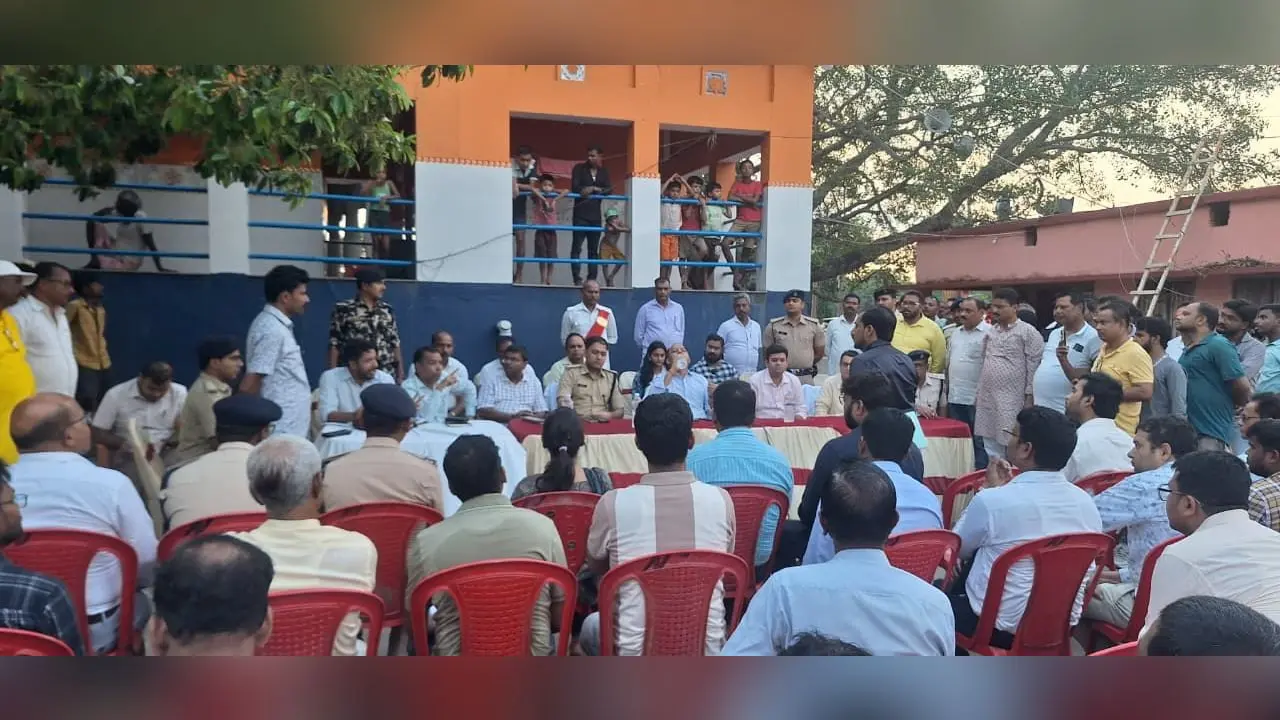 सहरसा के मटेश्वर धाम में श्रावणी मेला की तैयारी तेज, DM-SP ने किया निरीक्षण, बोले- श्रद्धालुओं की सुरक्षा और सुविधा हमारी सर्वोच्च प्राथमिकता