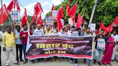 जहानाबाद में बिहार बंद का मिला-जुला असर, सड़क पर उतरे छात्र संगठन, शिक्षा मंत्री के इस्तीफे की उठी मांग