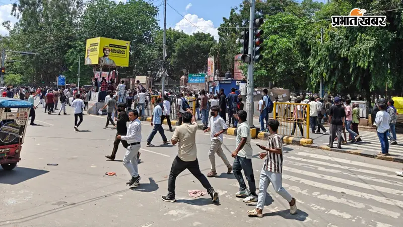 बिहार बंद : पटना में हाई अलर्ट, डाकबंगला चौराहे और गांधी मैदान के पास उग्र परदर्शन, भारी पुलिस बल तैनात, देखें पूरी विडिओ