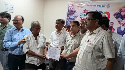 अभियान बसेरा के तहत 29 विस्थापित परिवारों को मिला जमीन का बंदोबस्ती पर्चा