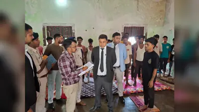 गया जी : शेरघाटी उपकारा का न्यायिक अधिकारियों ने किया निरीक्षण, बंदियों से बातचीत कर जानी समस्याएं