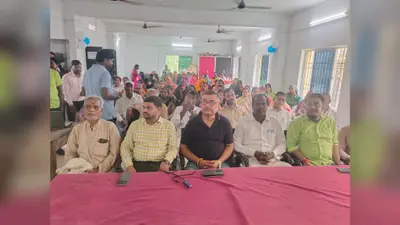 रोहतास: दिनारा में सरकार के 100 दिन पूरे होने पर विशेष कार्यक्रम, विकास योजनाओं का लाइव प्रसारण दिखाया गया
