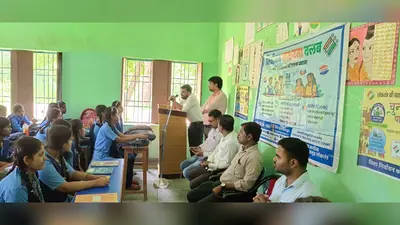 हरिनगर विद्यालय में निर्वाचन साक्षरता कार्यक्रम, छात्रों को मतदान के अधिकार की दी जानकारी