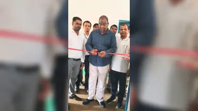 जयनगर में सीएसआर से विद्यालयों को मिली स्मार्ट शिक्षण सामग्री, मौके पर ये रहे मौजूद