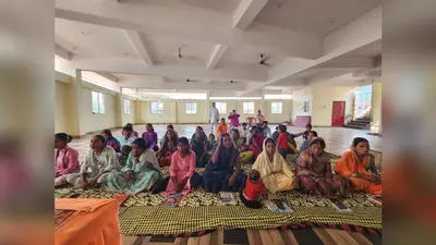 लातेहार में पांच दिवसीय आचार्य प्रशिक्षण वर्ग का शुभारंभ, ग्रामीण क्षेत्रों में किया जाएगा शिक्षा का प्रसार