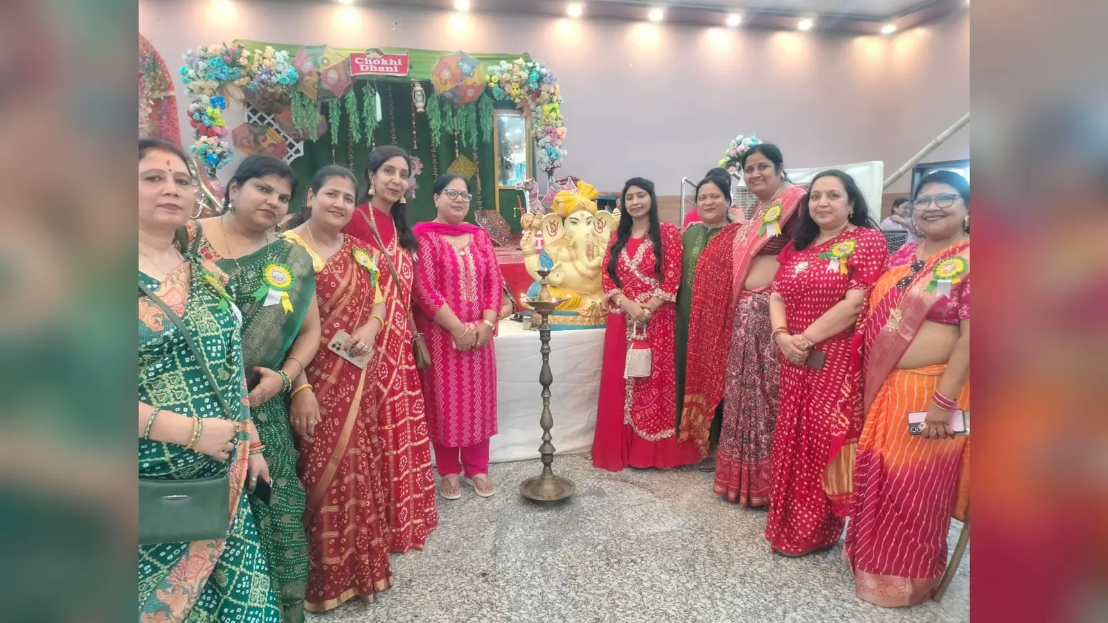 अग्रवाल महिला मंडल का सावन उत्सव मेला शुरू, बड़ी संख्या में मेले में पहुंचे शहरवासी