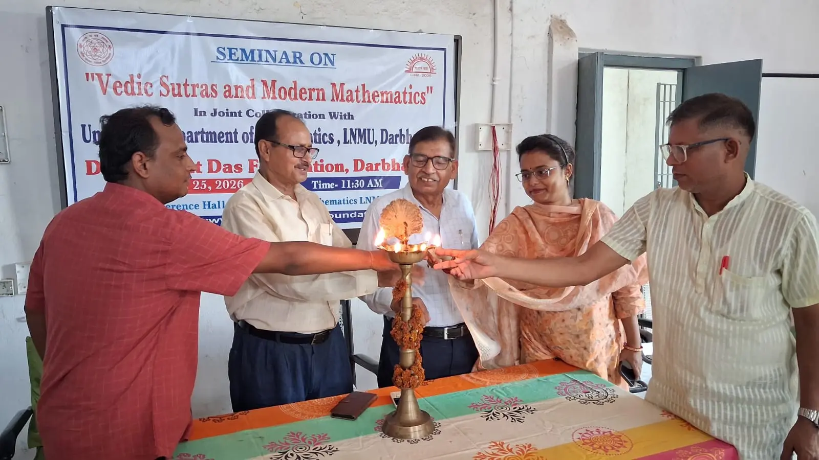 वैदिक गणित से बढ़ती है स्मरण शक्ति और समस्या समाधान क्षमता : डॉ डीके यादव