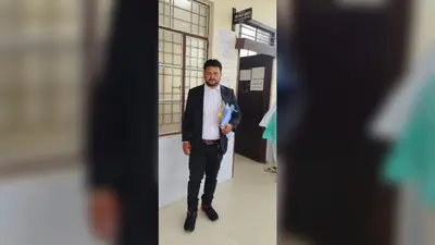 पहले ही प्रयास में AIBE परीक्षा पास कर राजेश कुमार बने अधिवक्ता, गांव की पहली पीढ़ी के वकील बनने पर खुशी की लहर