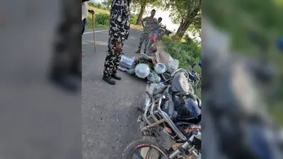 पीरीबाजार में दो बाइकों की आमने-सामने टक्कर, दोनों चालक घायल; एक सदर अस्पताल रेफर