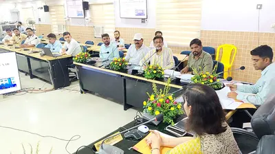 PM सूर्य घर योजना में सुस्ती पर DM सख्त, बिना वजह लोन आवेदन खारिज करने वाले बैंकों पर होगी कार्रवाई