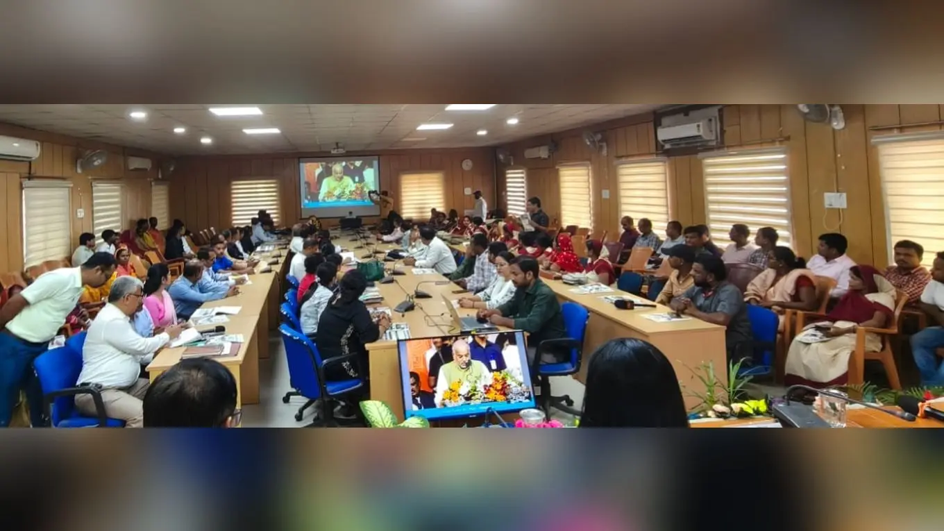 शिवहर में मुखियाओं को बताई गईं सरकार की योजनाएं, पंचायत स्तर तक पहुंचाने पर दिया गया जोर