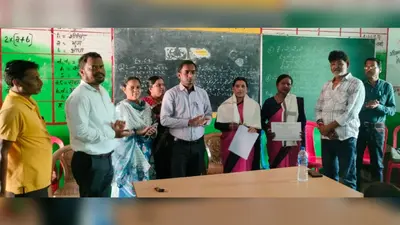पेटरवार की दो बीएलओ को किया गया सम्मानित, संग्रहण और डिजिटाइजेशन कार्य में किया उत्कृष्ट प्रदर्शन