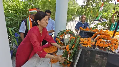 जहानाबाद में कारगिल विजय दिवस पर शहीदों को नमन, जिला प्रशासन ने स्मारक पर अर्पित की श्रद्धांजलि