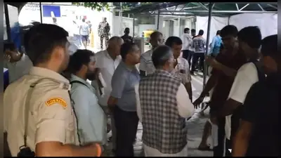 जहानाबाद सदर अस्पताल की इमरजेंसी व्यवस्था पर उठे सवाल, पूर्व सांसद डॉ. अरुण कुमार ने निरीक्षण में मिले एक ही डॉक्टर
