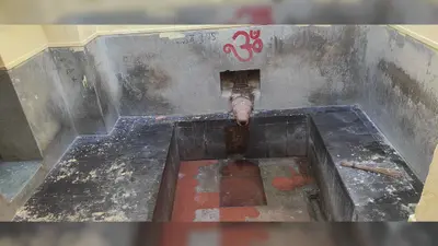 नालंदा : राजगीर के ऐतिहासिक गर्मजल कुंडों पर संकट, कभी कल-कल बहने वाले झरने अब हो रहे मौन