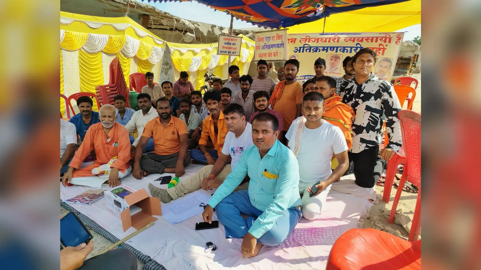 बेतिया में अतिक्रमण नोटिस पर बवाल, अनिश्चितकालीन बंद रहेगा मीना बाजार और छोटा रमना बाजार