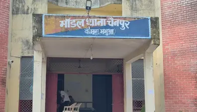 कैमूर में जमीन विवाद में मारपीट और छिनतई का आरोप, नकद और सोने की चेन छीनने की FIR दर्ज