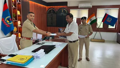 बरामद किए गए 36 मोबाइल को SP ने वास्तविक धारकों को किया वापस