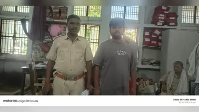 कैमूर हाटा बाजार में शराब के नशे में हंगामा कर रहा युवक गिरफ्तार, मेडिकल जांच में हुई पुष्टि
