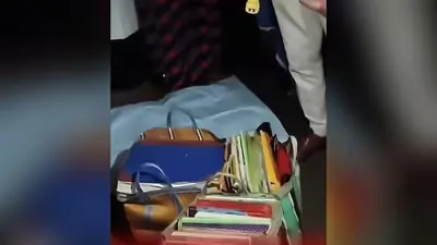 पश्चिम मेदिनीपुर : सरकारी फाइल ले जाने की कोशिश! ग्राम पंचायत कर्मी को पुलिस ने दबोचा