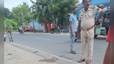 बेगूसराय: सिमरिया से लौट रहे श्रद्धालुओं का ऑटो ट्रक से टकराया, एक महिला समेत दो की मौत, 10 लोग घायल