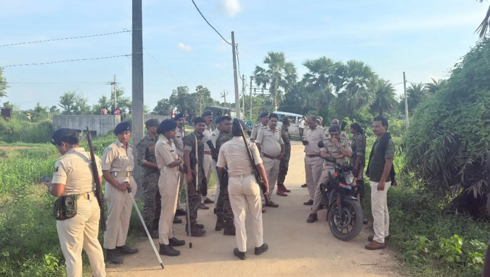 गया जी : खिजरसराय में बाइक टकराने के विवाद ने लिया हिंसक रूप, दो गांवों में झड़प के बाद कई घायल
