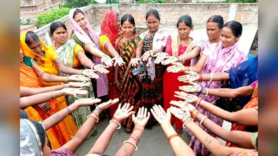 जीविका दीदियों ने निकाली नशा मुक्ति प्रभात फेरी, गांव-गांव पहुंचाया जागरूकता का संदेश