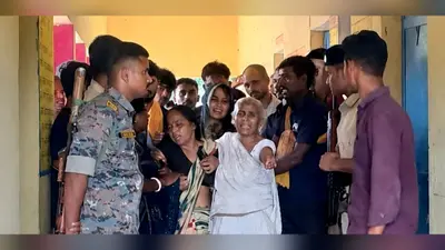 नवादा: विद्यालय परिसर में मिला 17 वर्षीय किशोर का शव, गला घोंटकर हत्या की आशंका, जांच जारी