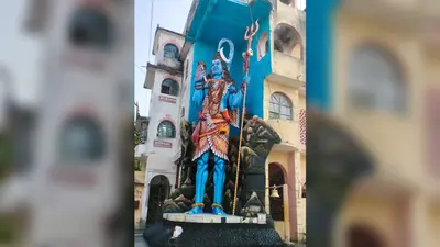 श्रावणी मेले से पहले बांका के शिवालयों में उमड़ी भीड़, सोमवारी पर जलाभिषेक के लिए लगी लंबी कतारें