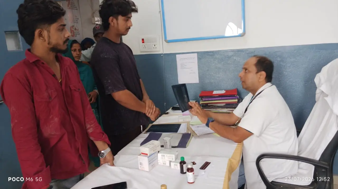 बदलते मौसम ने बढ़ाई मुसीबत, बाराहाट में सर्दी-खांसी के मरीजों की अचानक बढ़ी भीड़