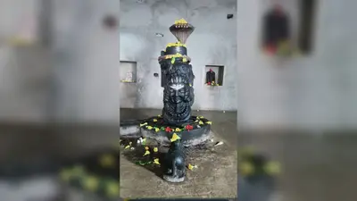 भगवानपुर में बुढ़वा महादेव मंदिर निर्माण को रफ्तार, 17 लाख के मार्बल लगाने पर बनी सहमति