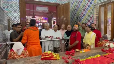 पूर्व CM नीतीश कुमार पहुंचे भोजपुर : बखोरापुर काली मंदिर में पूजा कर मांगी प्रदेश में खुशहाली; बिना संबोधन के लौटे