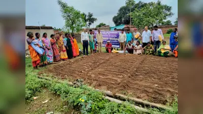 सतपोखरा में जनजातीय परियोजना: कृषि वैज्ञानिकों ने बांटे 1000 औषधीय पौधे, किसानों को मिला प्रशिक्षण